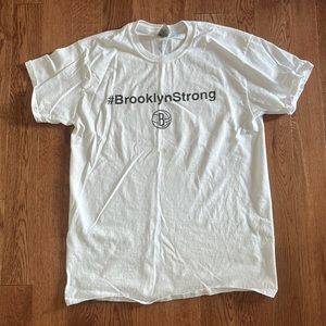Brooklyn Nets Playoff t-shirt size medium